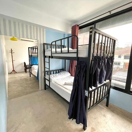 Bake Room Hostel เชียงใหม่ ภายนอก รูปภาพ